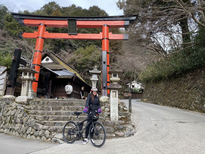 Kyoto: Arashiyama Bamboo Forest Morning Tour by Bike - The guides make the difference