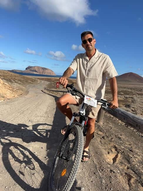 LA GRACIOSA: Bike rental MOUNTAIN BIKES - Why La Graciosa works so well by bike