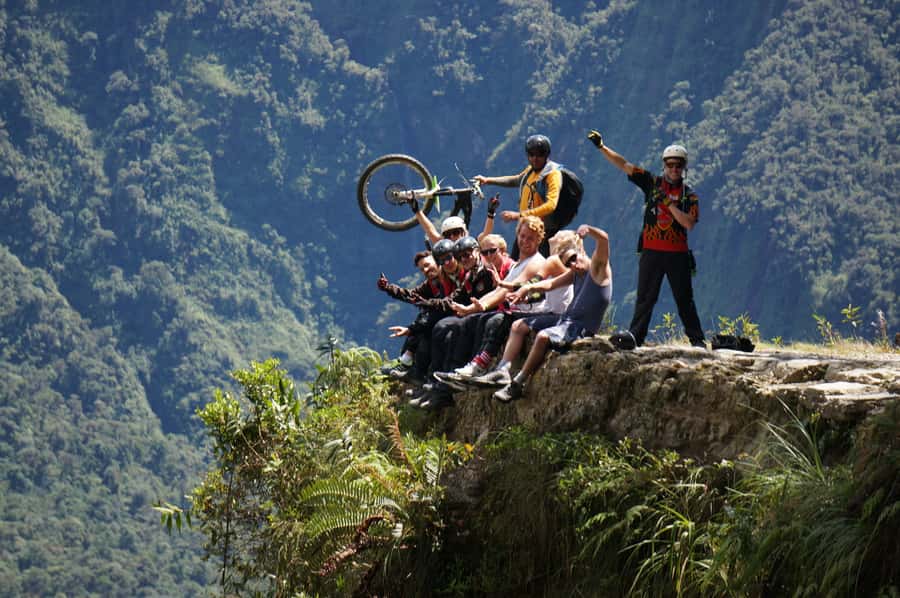 La Paz: Mountain Bike Down the World's Most Dangerous Road - Starting above the clouds at La Cumbre