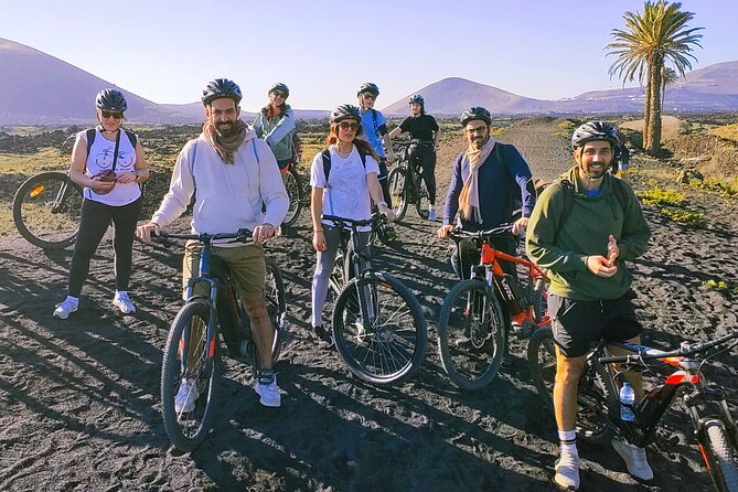 Lanzarote E-Bike Tour: Volcano Craters & Scenic Vineyards - Key points at a glance