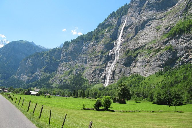 Lauterbrunnen Valley Waterfalls E-bike Tour with Swiss Picnic - A Swiss Picnic With Alpine Cheese and Smoked Sausage