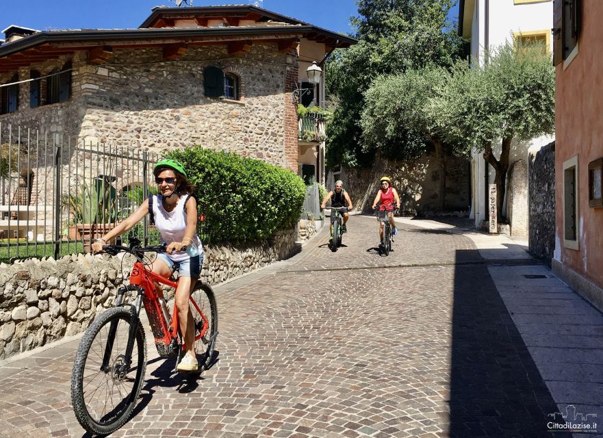 Lazise: Bike Tour and Wine Tasting - Finishing with Bardolino wine and local food