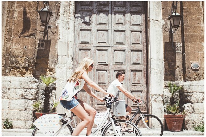 Lecce Bike Rental - Start near Lecce’s old town