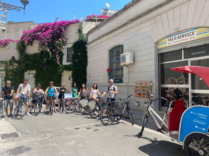 Lecce: City Highlights Guided Tour by Bike - Porta Napoli, the city’s monumental entrance