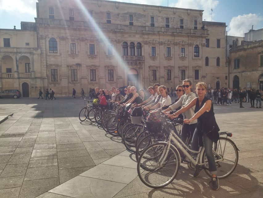 Lecce: City Highlights Guided Tour by Bike - Guides, languages, and the human side of the tour