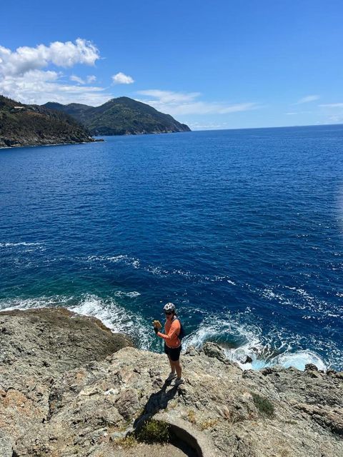 Levanto: Guided E-Bike Tour in Framura with Wine & Focaccia - Who should book this ride
