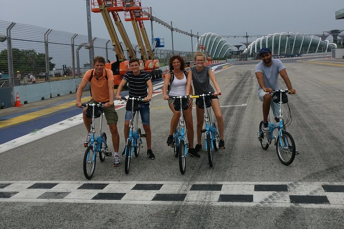 Lion City Bike Tour of Singapore - The National Museum and Singapore’s old European town