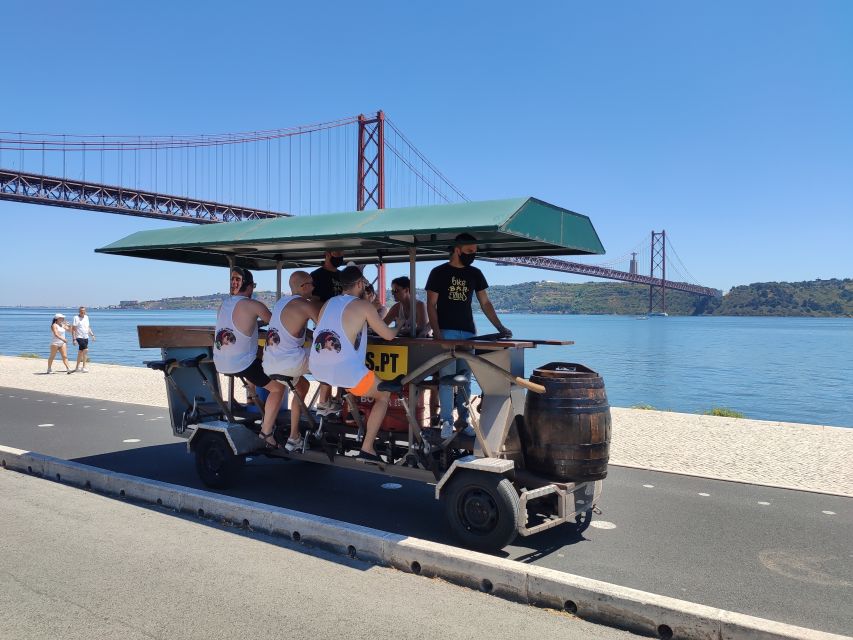 Lisbon: 1-Hour Beer Bike Tour with Draft Beer & Sangria Ride - Group size and the question of shared seating