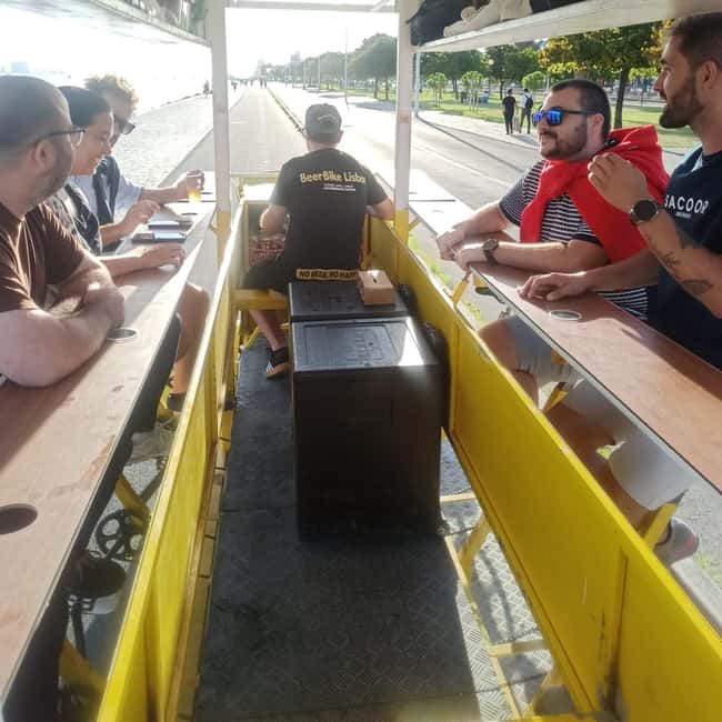 Lisbon: 1-Hour Beer, Sangria or Wine Bike Sightseeing Tour - Key things to know before you pedal