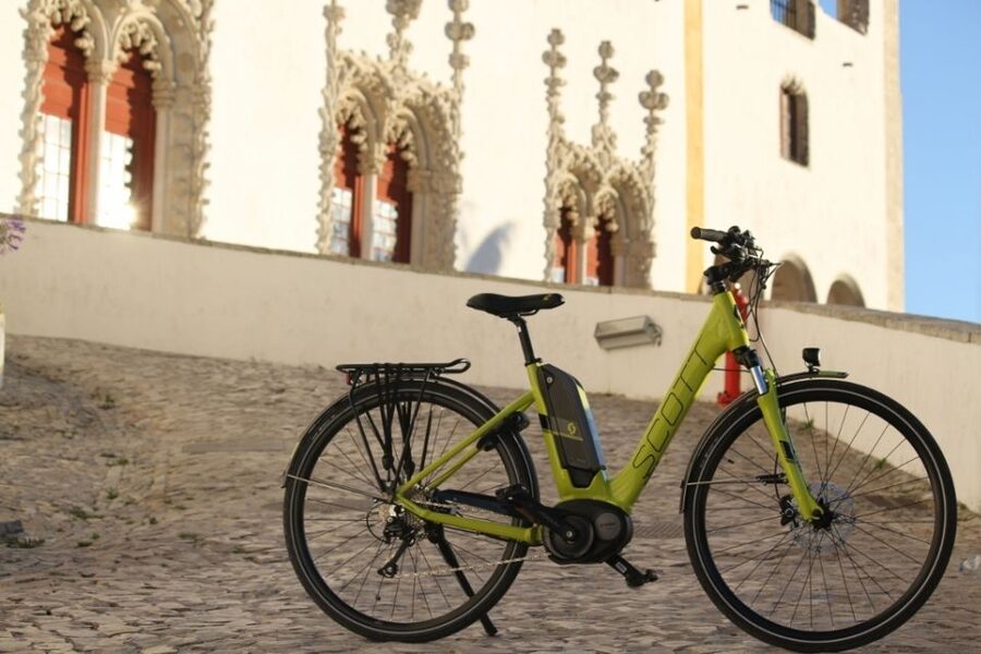 Lisbon: 3-Hour Tour by E-Bike - São Pedro de Alcântara and the first wide view