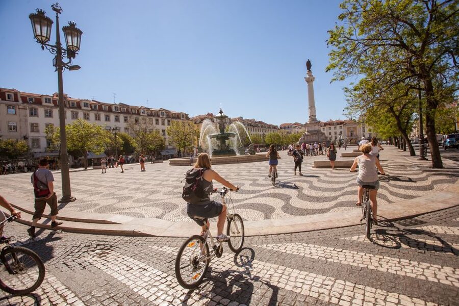 Lisbon: Bike Tour from Lisbon to Belém + Liquor & Pastry - Weather, timing, and practical planning