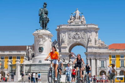 Bike Tour from Lisbon to Belém + Liquor & Pastry