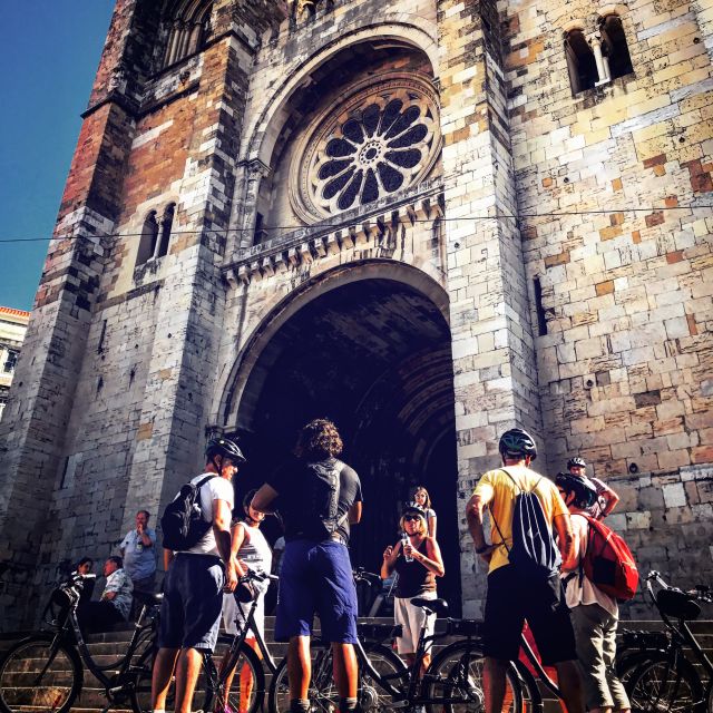 Lisbon: City Highlights and Viewpoints E-Bike Tour - Why an e-bike is the right tool for Lisbon