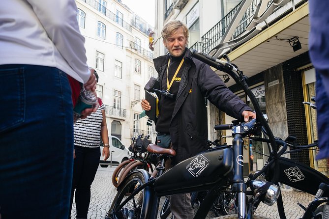 Lisbon E-Bike Tour Commerce Square, Mouraria and Alfama - Mouraria, fado, and the city’s mixed past