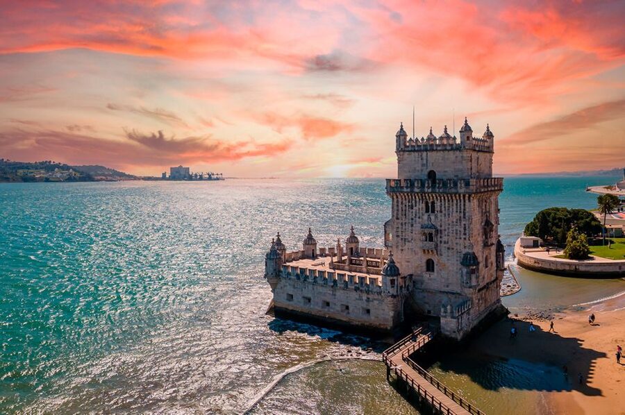 Lisbon: Guided Bike Tour, Helicopter Flight, and Boat Trip - Small details that make the day better