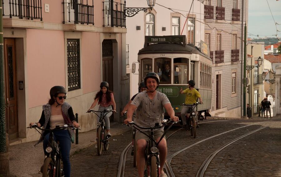 Lisbon: Hills, Alfama, and Mouraria Tour by Electric Bike - The National Pantheon and São Vicente de Fora