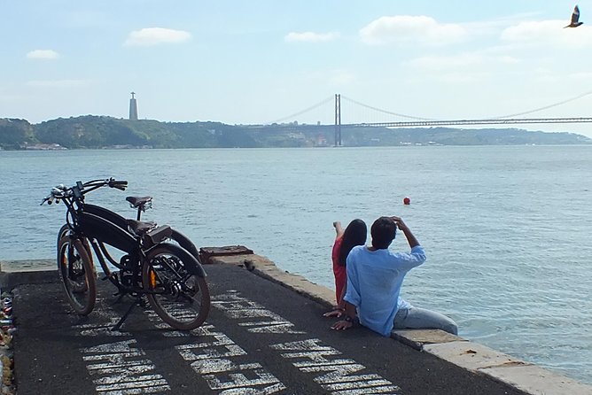 Lisbon Regular or Electric Bike Rental - Key points before you book