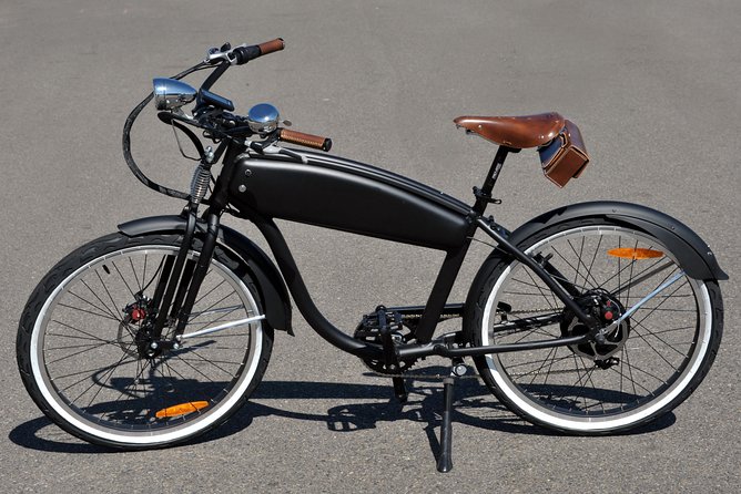Lisbon Regular or Electric Bike Rental - Rossio, Carmo, and the old center