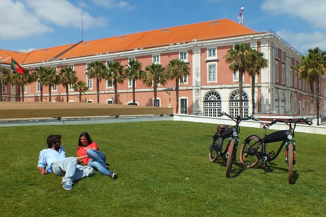 Lisbon Regular or Electric Bike Rental - The Tagus route to Belém