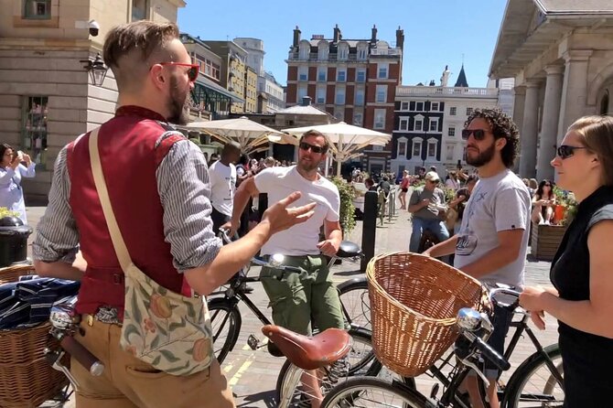 London Bike Tour: Landmarks, Secret Gems, Pub Stop & Street Art - Lambeth Palace and the best Big Ben approach
