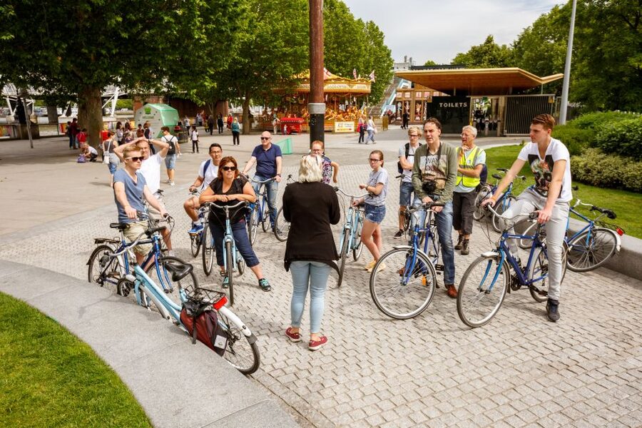 London: Classic Gold 3.5-Hour Bike Tour - Trafalgar Square and Covent Garden