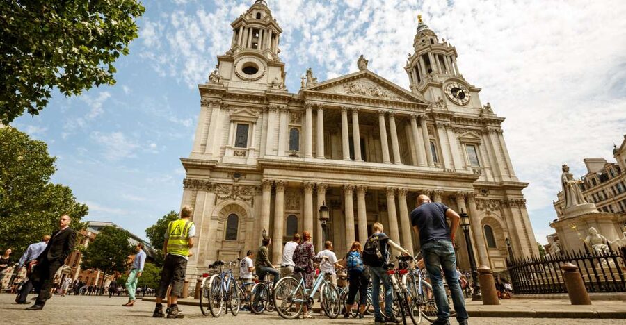 London: Classic Gold 3.5-Hour Bike Tour - The guides make the difference