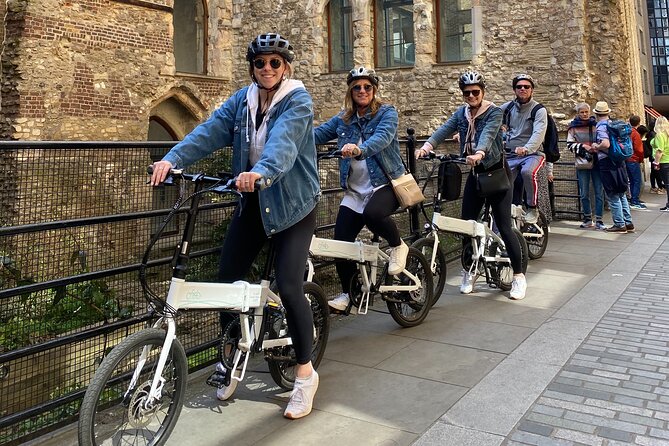 London E-Bike tour & Borough market - London Bridge and Tower Bridge without the common mix-up