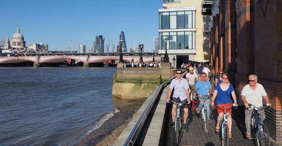London: East London Town 3.5-Hour Bike Tour - Key points at a glance