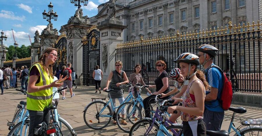 London: Private Bike or eBike Gold Classic Tour - What the three-hour ride feels like