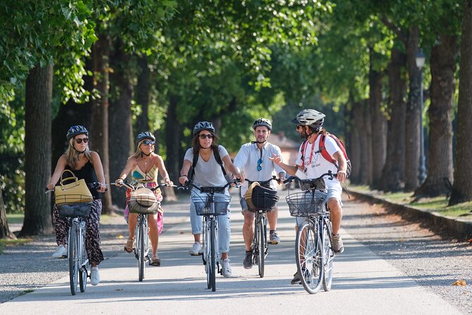 Lucca Bikes and Bites with food tastings for Small Groups or Private - Starting at Lucca railway station
