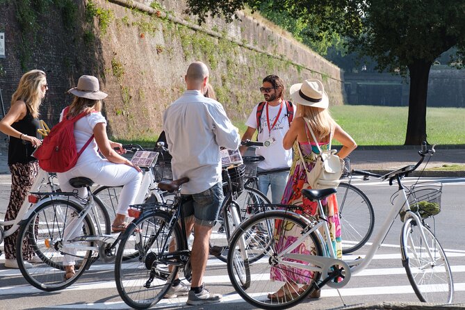 Lucca Bikes and Bites with food tastings for Small Groups or Private - Piazza Anfiteatro and Lucca’s quieter side