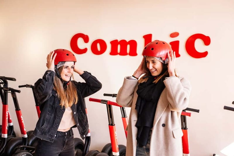 Lyon's must-sees by electric bike - The guides and group atmosphere