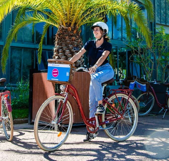 Lyon: Tête d'Or park on an electric bike Tour - Starting at 7 Quai Romain Rolland