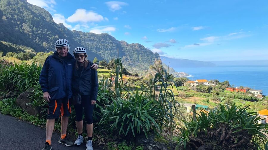 Madeira: Guided E-bike Tour of the North Coast - Arco de São Jorge and Miradouro da Beira da Quinta