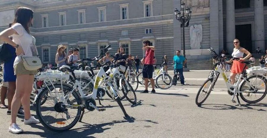 Madrid: 3-Hour Sightseeing Tour by Electric Bike - Key points to know before you ride