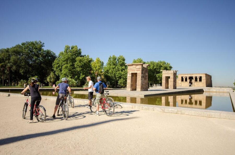 Madrid City Guided Bike/E-Bike Tour for Small Groups - Key points at a glance
