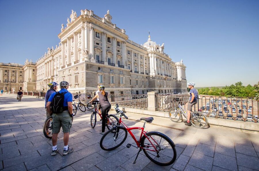 Madrid City Guided Bike/E-Bike Tour for Small Groups - Why this bike route works so well in Madrid