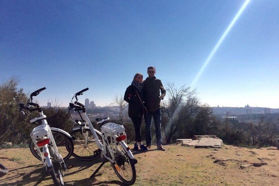 Madrid’s River Side & Casa de Campo Electric Bike Tour - The lake, trails, and Madrid’s outdoor side