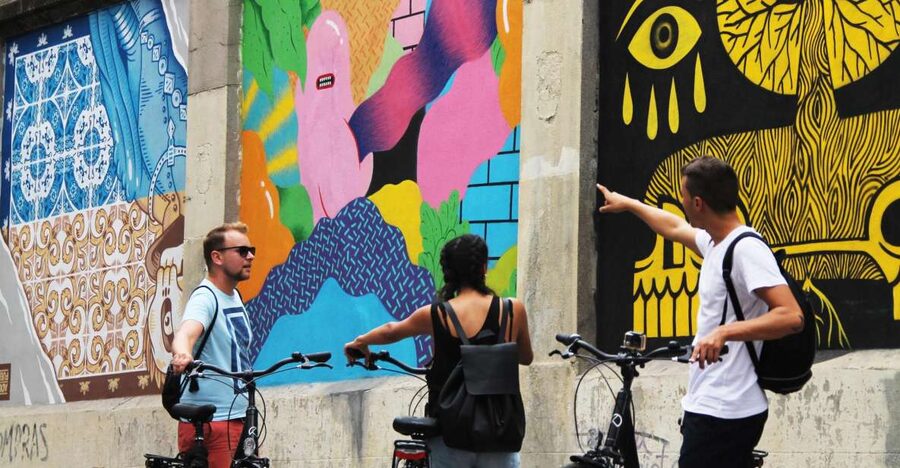 Madrid: Street Art Bike Tour - Muelle and the beginning of Madrid graffiti