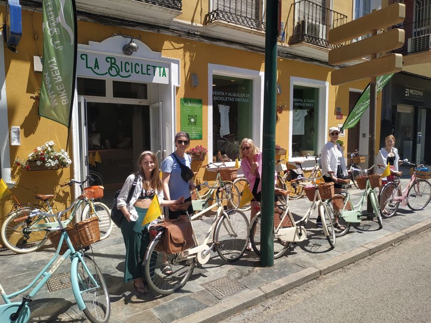 Malaga: Bike Rental for City Discovery Route & Beaches - Practical planning for a smoother day