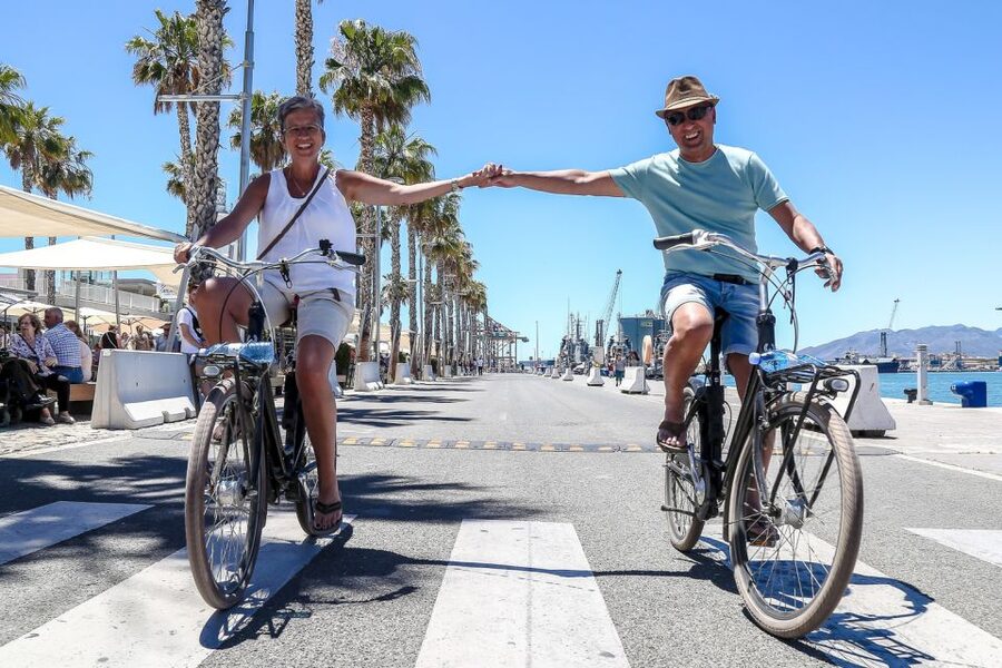Malaga Bike Tour - Old Town, Marina & Beach - The old town, Picasso, and Malaga’s daily rhythm