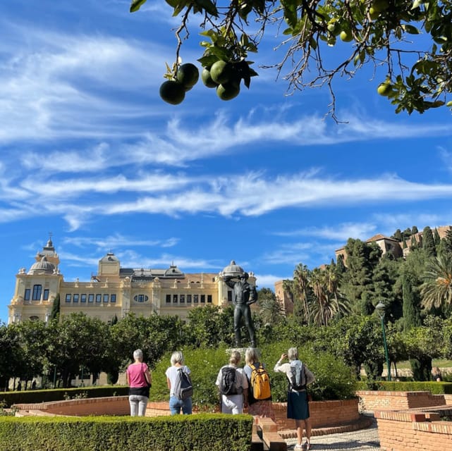 Malaga: Castle Hill and Fisherman Village E-Bike Tour - FAQ