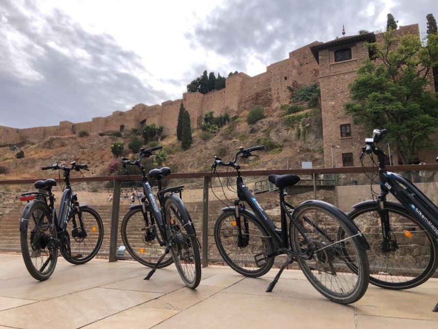 Malaga: Electric Bike Rental - A practical choice for families