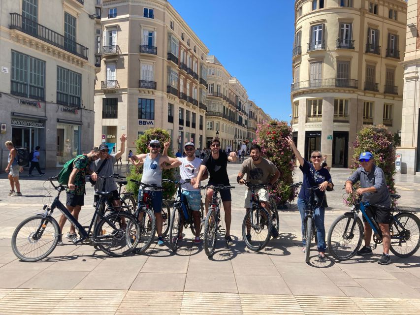 Malaga: Guided E-Bike Tour - From Malaga’s old center to Gibralfaro forest