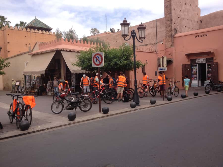 Marrakech: Bicycle Tour with a Local Guide - Languages, group feel, and guide style