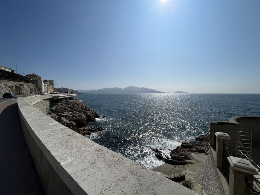 Marseille: Sightseeing E-Bike Tour - The Corniche John Kennedy by e-bike