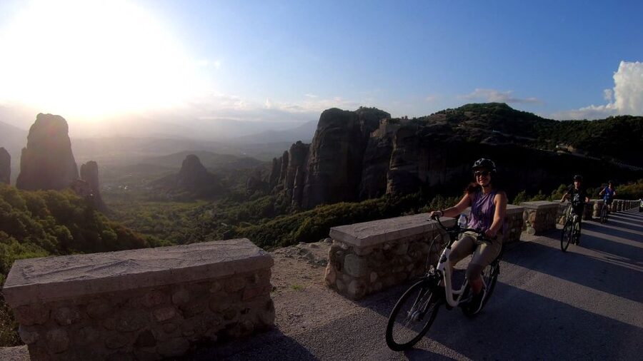 Meteora Sunset Tour on E-bikes - Practical tips for a better evening