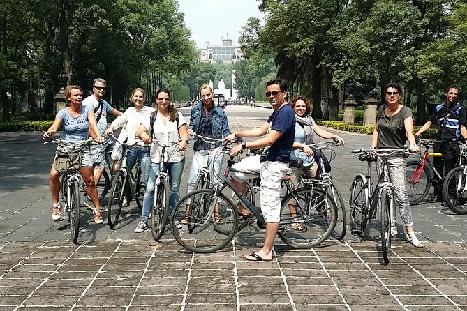 Mexico bike tour - From park paths to city streets