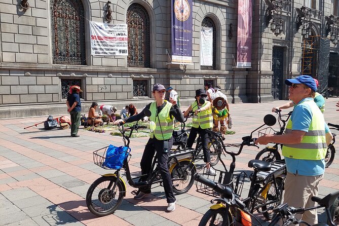 Mexico City E-Bike Tour with a taco and churros stop - Condesa brings the route back to neighborhood life