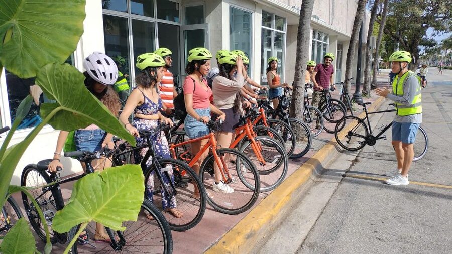 Miami Beach: City Highlights Guided Bike or eBike Tour - The bike path toward South Pointe Pier
